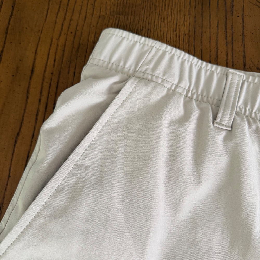 Under Armour Men's Athletic Khaki Golf Shorts Flex Waist Performance Size 42 - Picture 3 of 13
